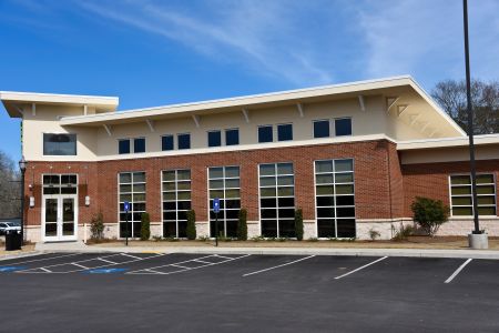Commercial Pressure Washing in Redding: How Clean Exteriors Influence Customer Perception Thumbnail