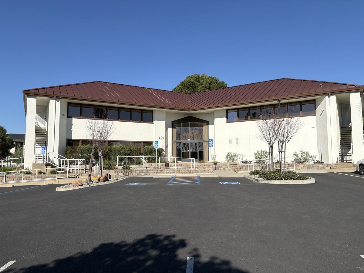 Commercial Building Wash and Window Cleaning in Redding, CA Thumbnail