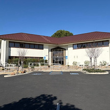 Commercial Building Wash and Window Cleaning in Redding, CA 0